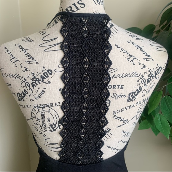 Lulus Federica Black Crocheted Lace Bodycon Dress Sz M - Picture 12 of 13